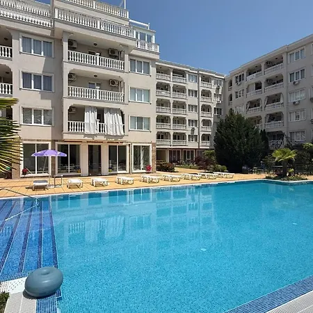 Bratanov Lifestyle Deluxe Nessebar