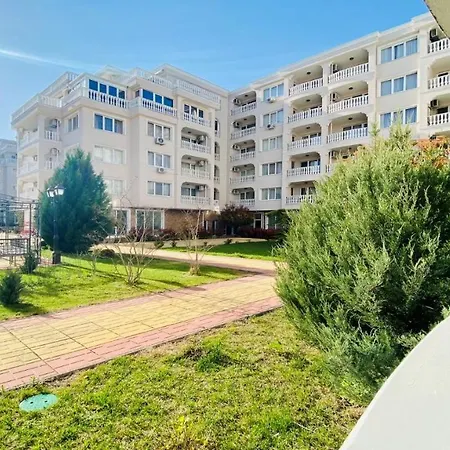 Bratanov Lifestyle Deluxe * Nesebyr