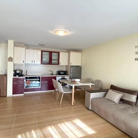 Bratanov Lifestyle Deluxe Apartment