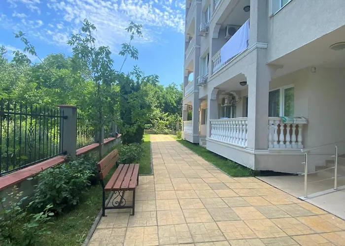 Bratanov Lifestyle Deluxe Nessebar